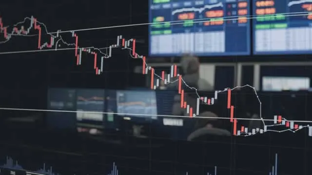 Today's Dow winners tell us investors think rates are coming down, says Jim Cramer