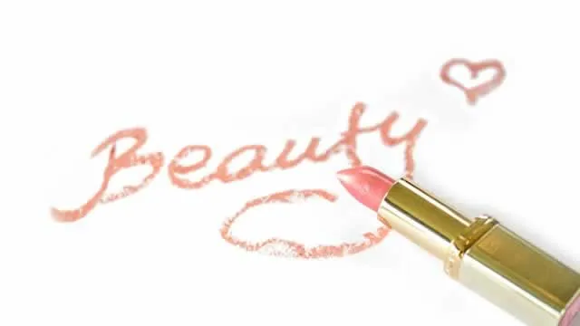 Ulta Beauty (ULTA) Increases Yet Falls Behind Market: What Investors Need to Know