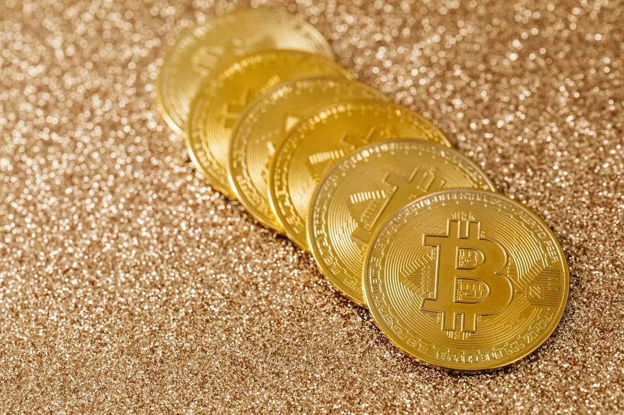 Bitcoin Price Holds Near $64K as Traders Await Breakout Signal