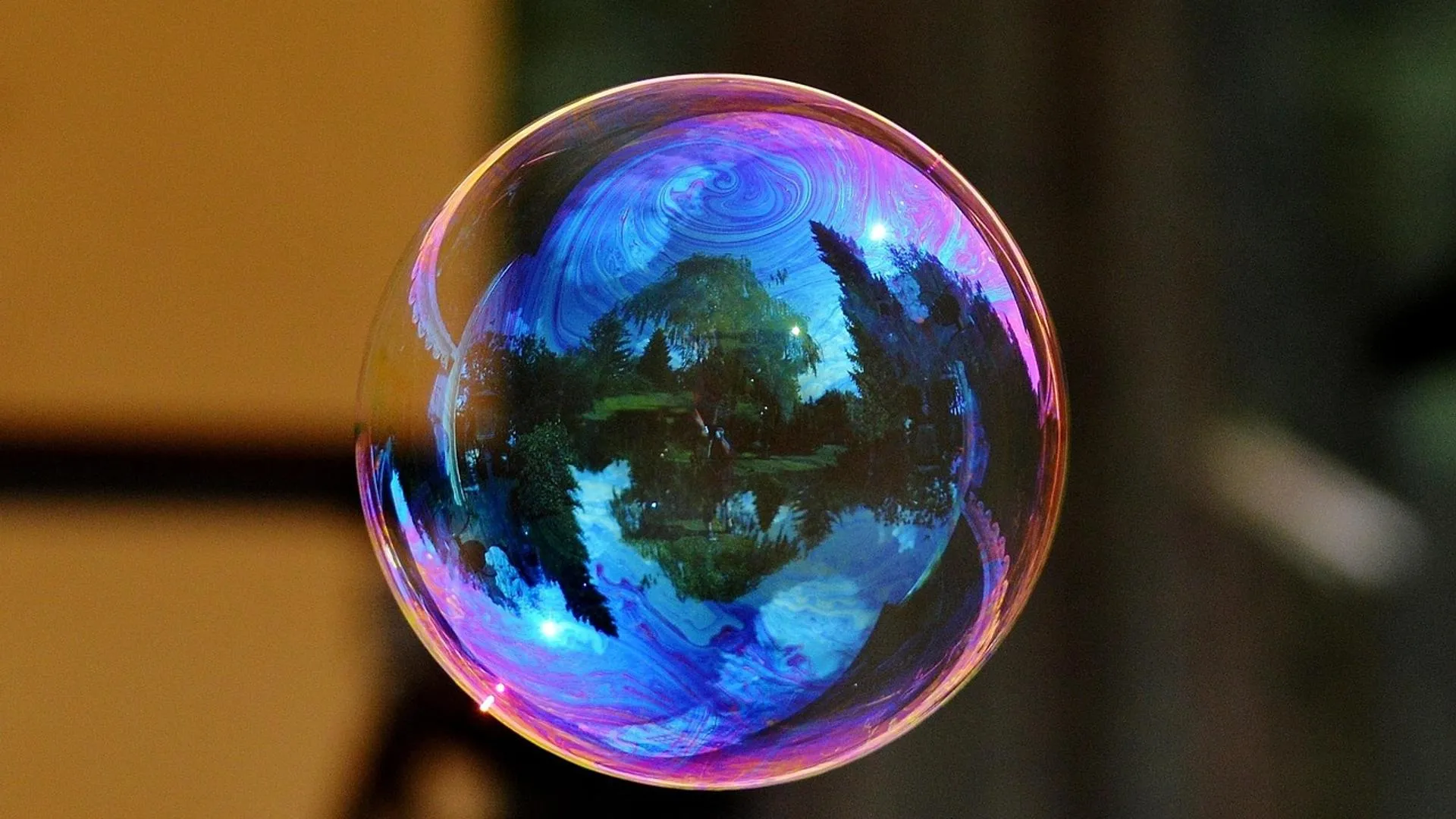 Live updates: An AI credit bubble could set up bitcoin's path to $1 million