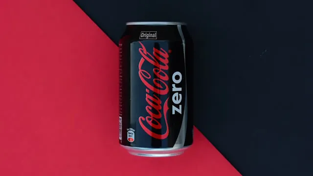 Is Coca-Cola Stock Worth Buying as Growth Meets a Premium Valuation?