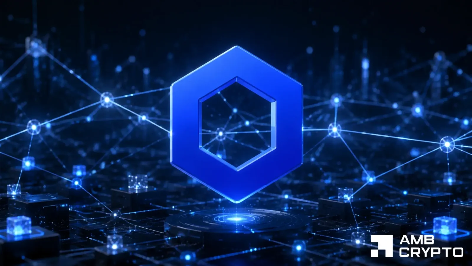 LINK crypto holds $8 as volatility tightens—is Chainlink positioned for a breakout?